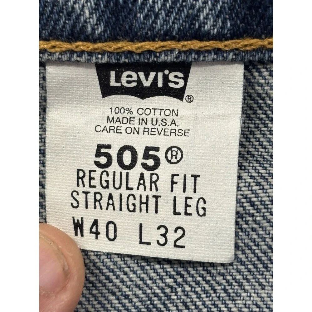 VTG Levi’s 505 Mens Straight Leg Regular Fit Jeans • USA • 40x32.